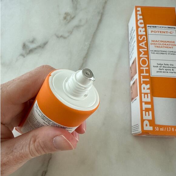 Peter Thomas Roth Potent C Niacinamide Discoloration Treatment 1.7 fl oz - Picture 2 of 2